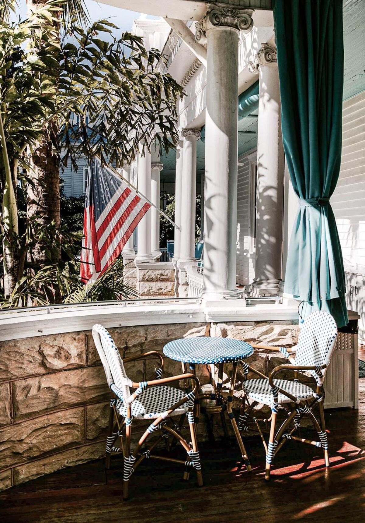 Classic King With Balcony At Curry Mansion Key West Kültér fotó